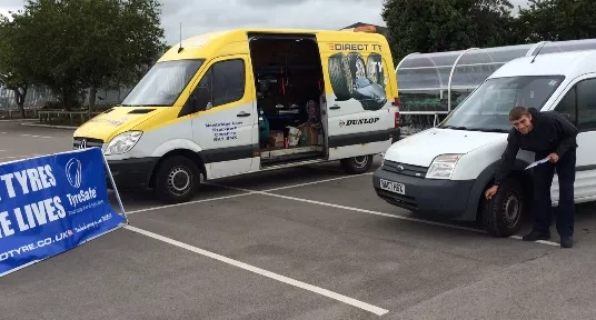 Tyre specialist donates £200 to care centre